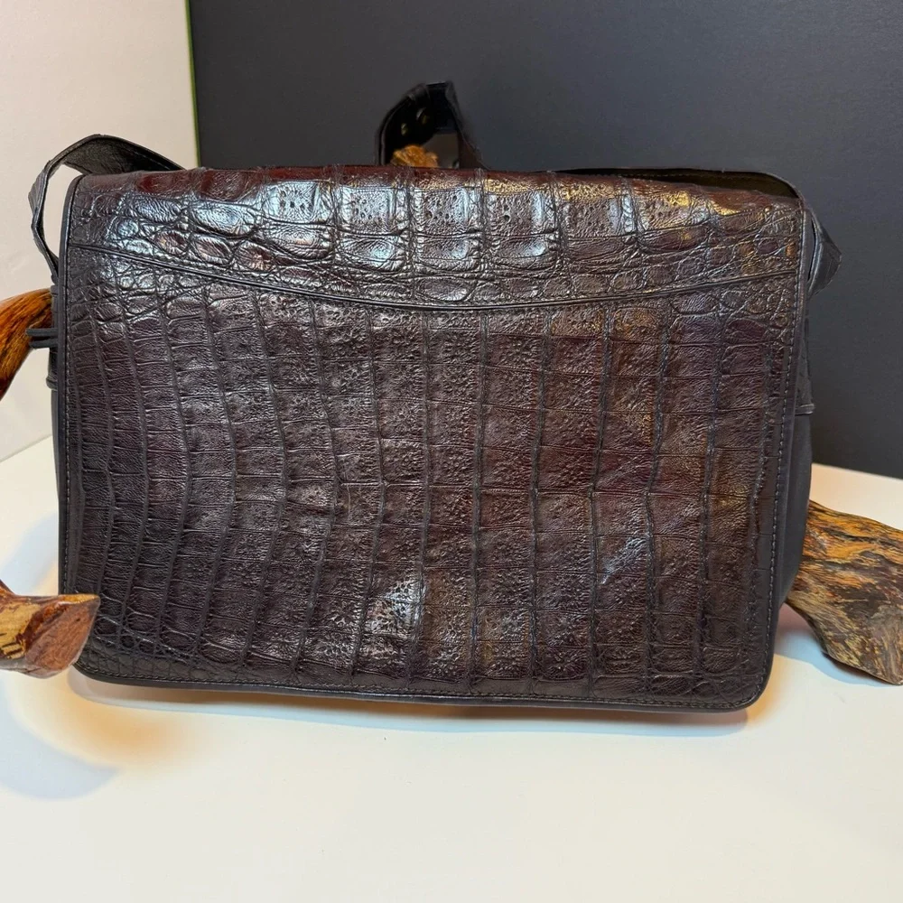 Donna Karan New York Black Leather Messenger Style Shoulder Bag RARE